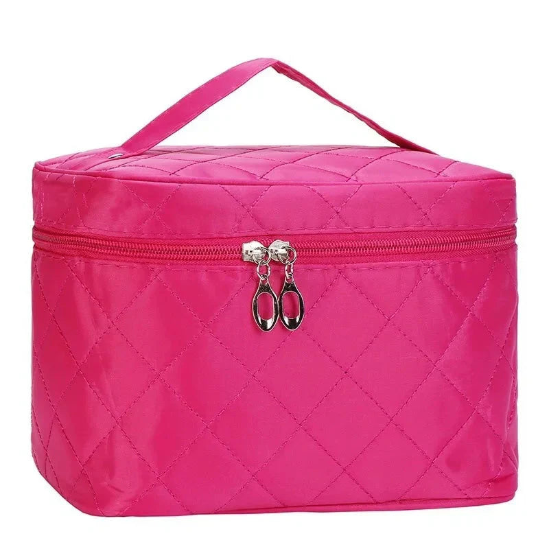 Trousse de Toilette Matelassée Grande Voyage Femme – vue 8 – Yokabag