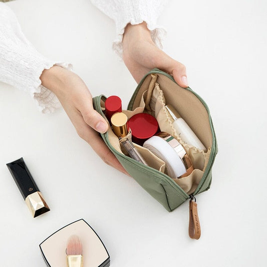 Petite Trousse de Maquillage de Voyage Femme Rose – vue 2 – Yokabag