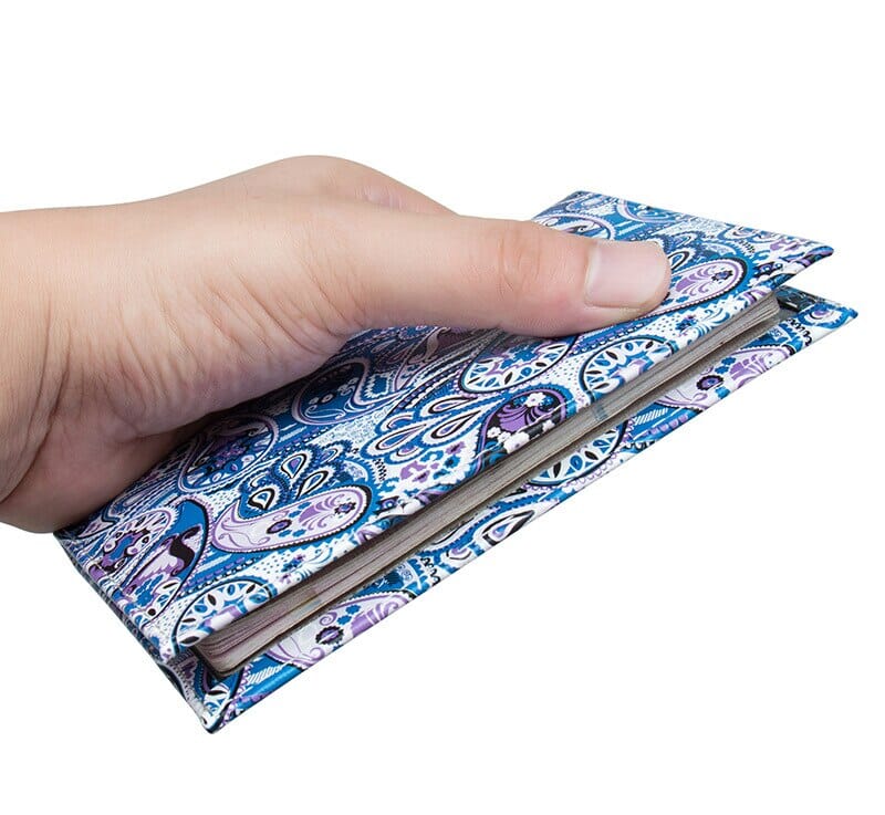 Pochette Passeport Vintage - Motif Paisley Bleu & Rose – vue 4 – Yokabag