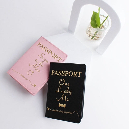 Protège-Passeport Mr Mrs- Discovering Together Forever Mr (Noir) – vue 2 – Yokabag