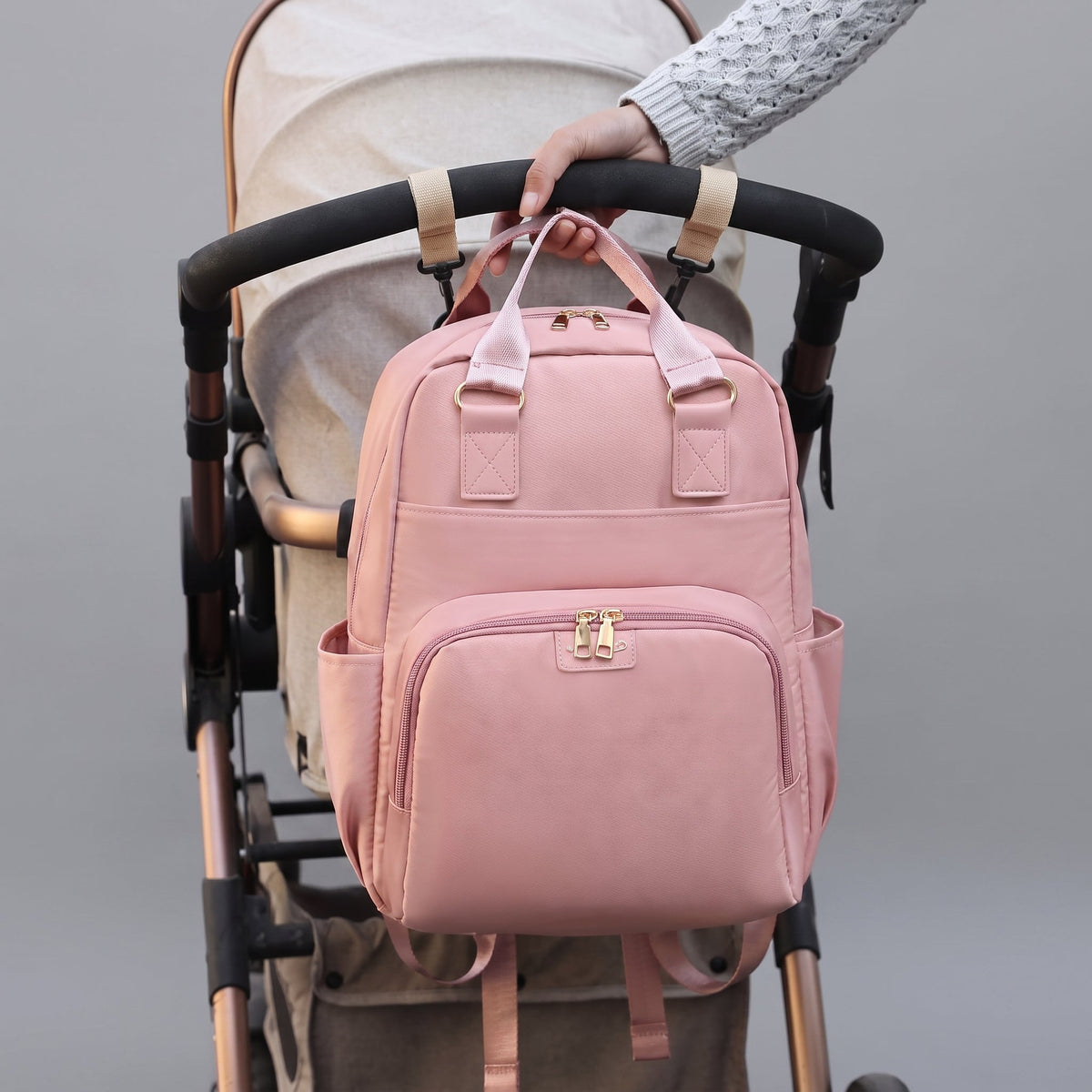 Sac à dos à langer pour bébé - Voyage Mummy Bag Gris – vue 3 – Yokabag