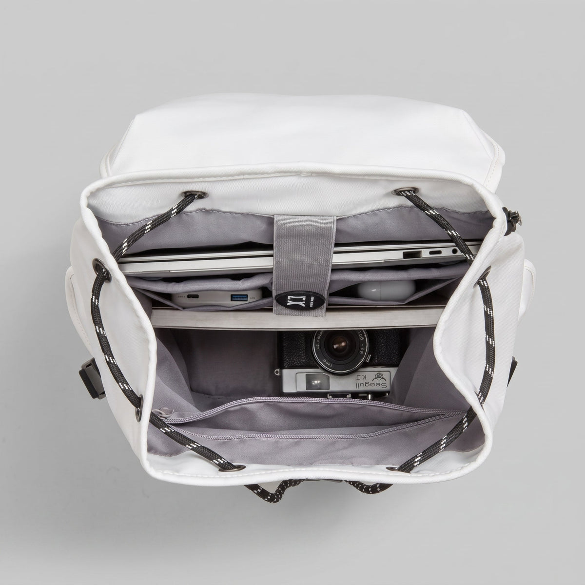 Sac à Dos de Voyage Waterproof & Stylish – vue 6 – Yokabag