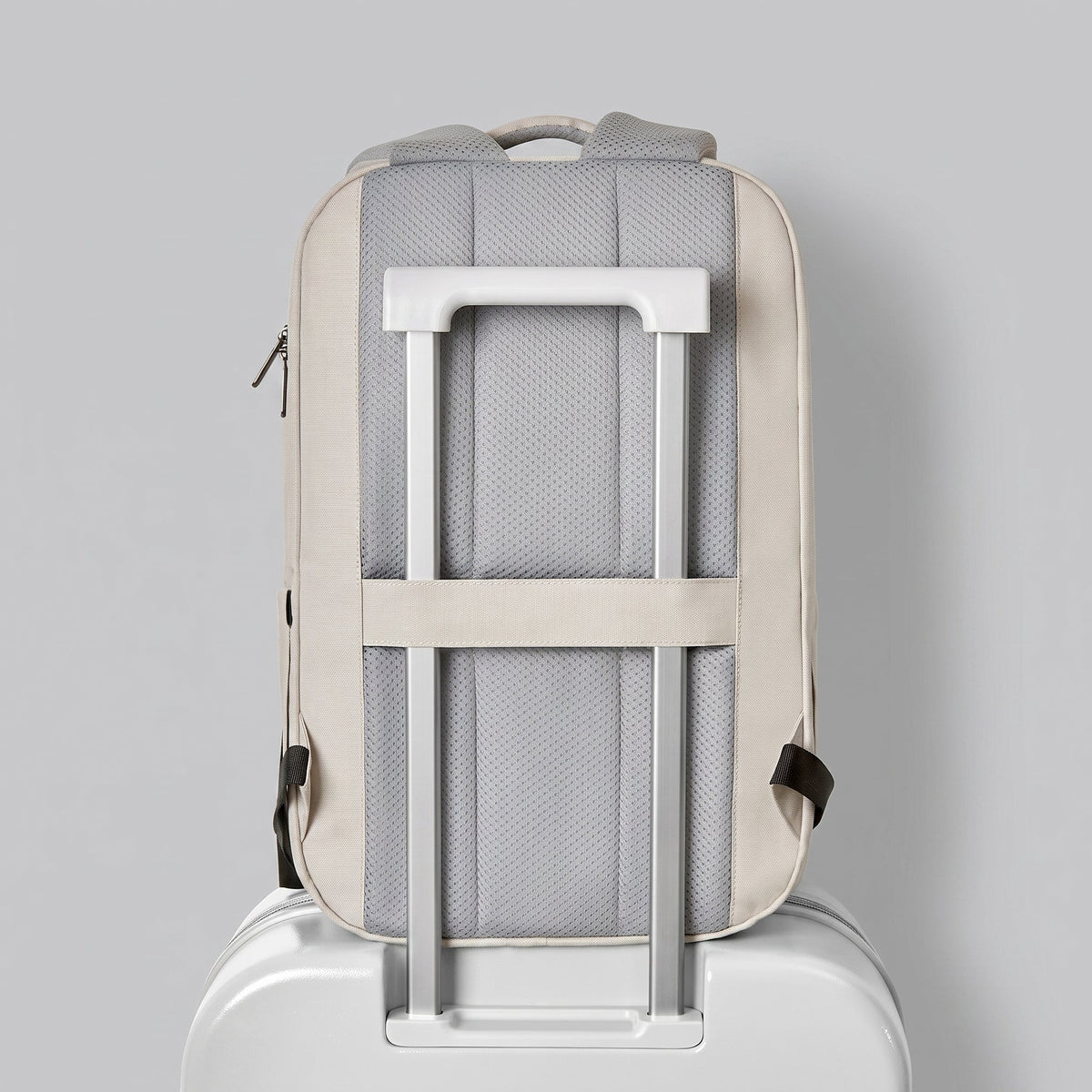 Sac à Dos de Voyage Cabine Avion avec Compartiment pour Bleu Marine – vue 3 – Yokabag