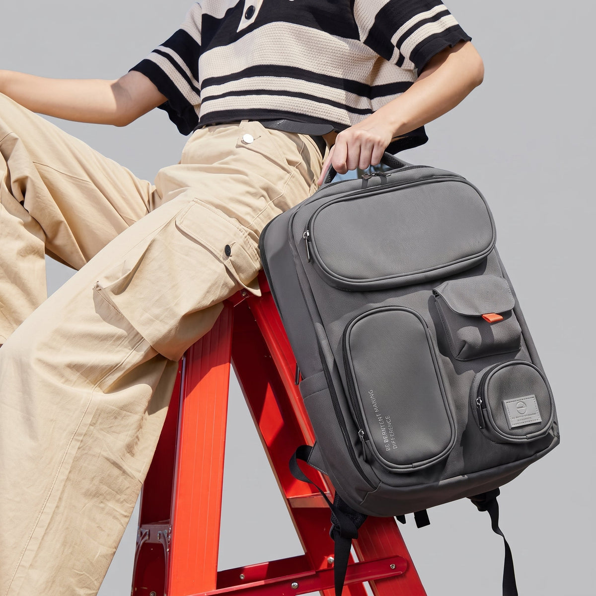 Sac à Dos de Voyage Cabine Avion avec Compartiment pour – vue 10 – Yokabag