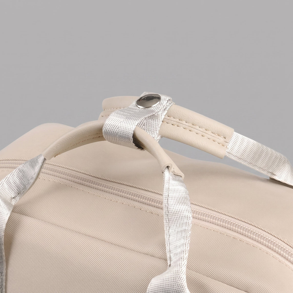 Sac à Dos de Voyage pour Femme - Avion et Compartiment USB – vue 8 – Yokabag