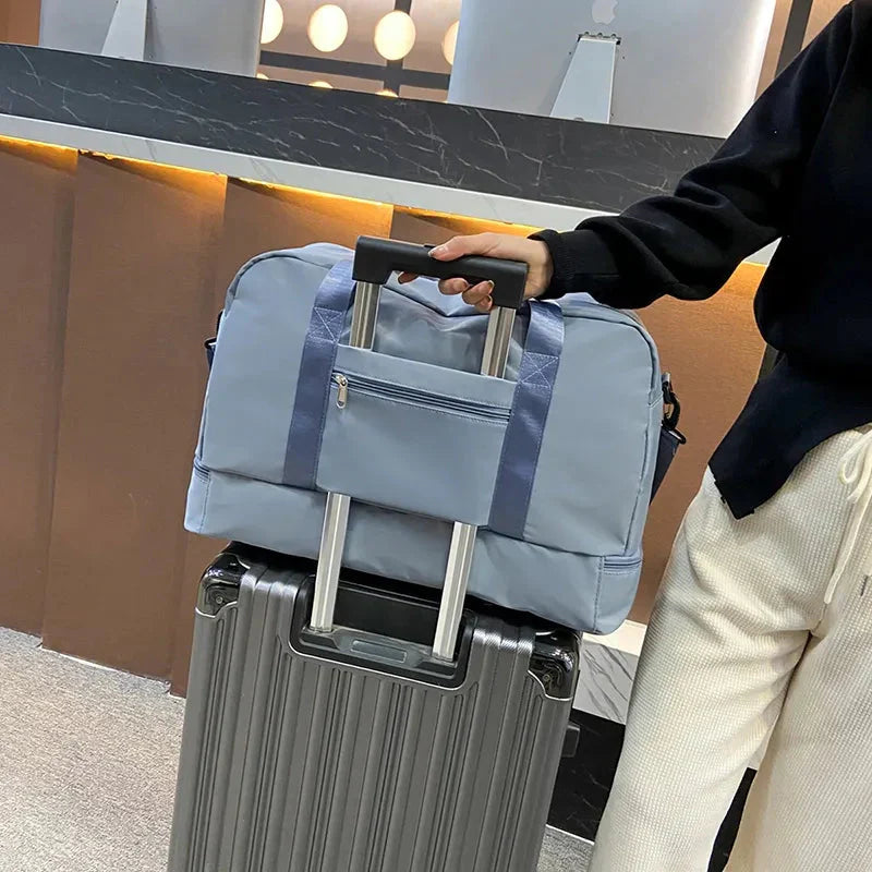 Sac de Voyage Femme Bleu Ciel avec Compartiment Chaussures – vue 10 – Yokabag