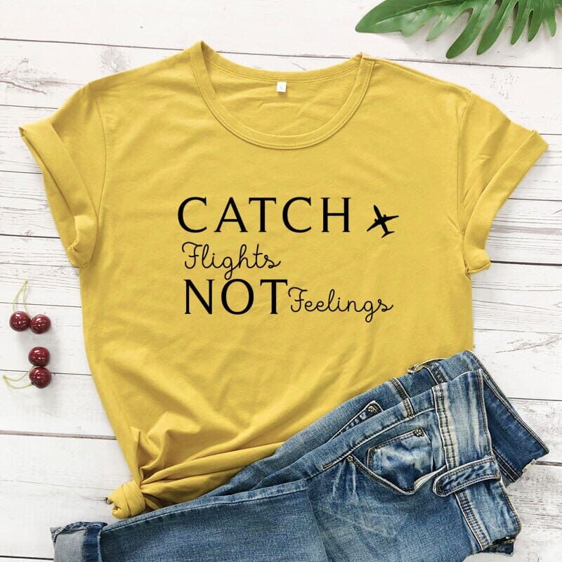 T-Shirt Destination Avion Femme - Catch Flights Not Feelings Rose – vue 3 – Yokabag