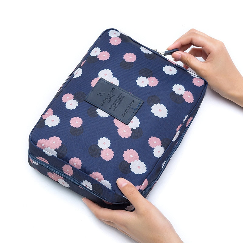 Trousse de Maquillage Voyage Fleurs Bordeaux – vue 2 – Yokabag