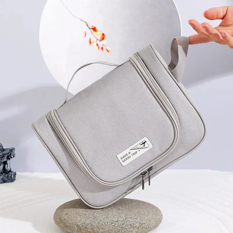 Trousse de Toilette à Suspendre Trendy Travel Noir – vue 4 – Yokabag