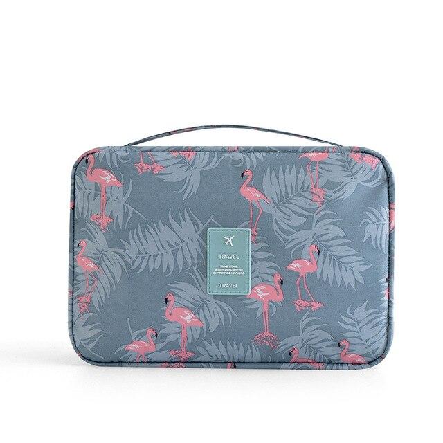 Trousse de Toilette de Voyage Flamant Aventure – vue 2 – Yokabag