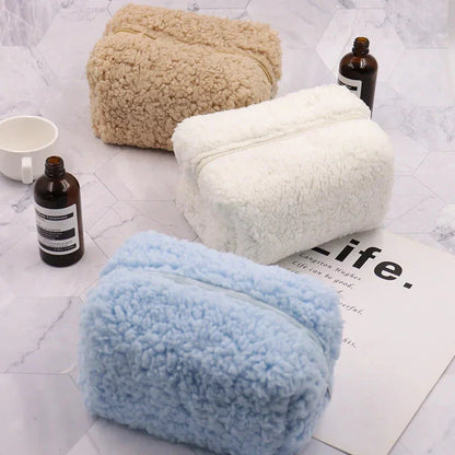 Trousse de Toilette Voyage en Moumoute pour Femme. – vue 11 – Yokabag