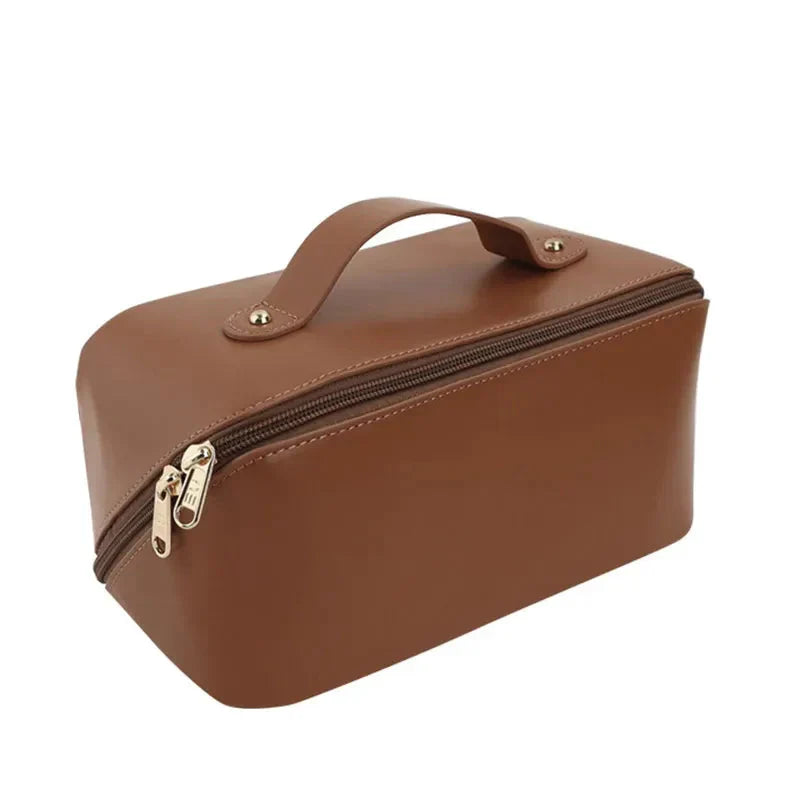 Trousse de Toilette Personnalisée Femme - Initiales Orange – vue 8 – Yokabag