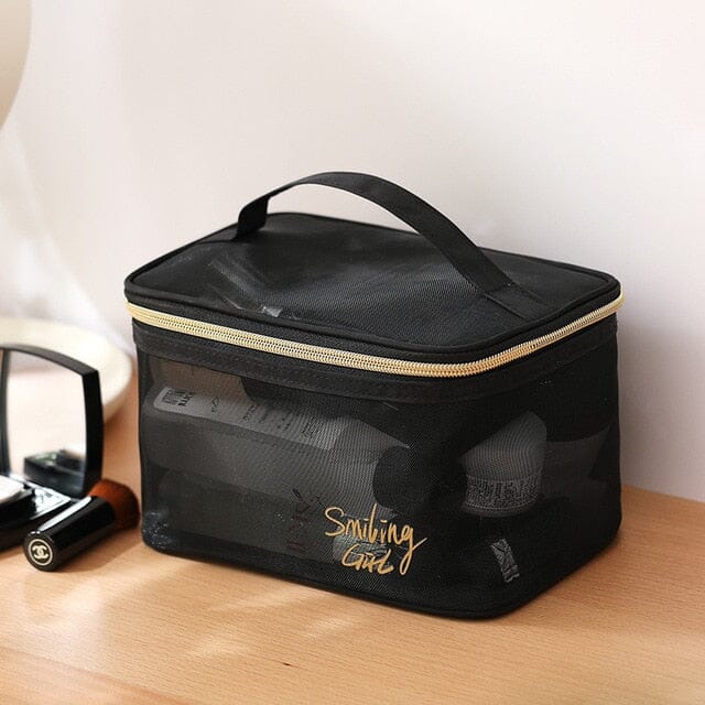 Vanity de Voyage Femme - Smiling Girl - Exploratrice – vue 3 – Yokabag